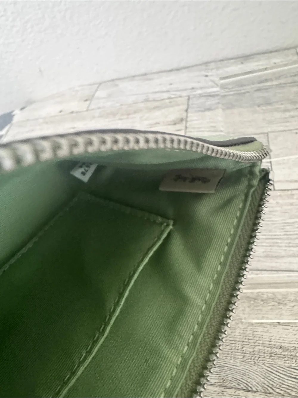 Coach Pale Green Patent Signature Zip Wristlet NWT